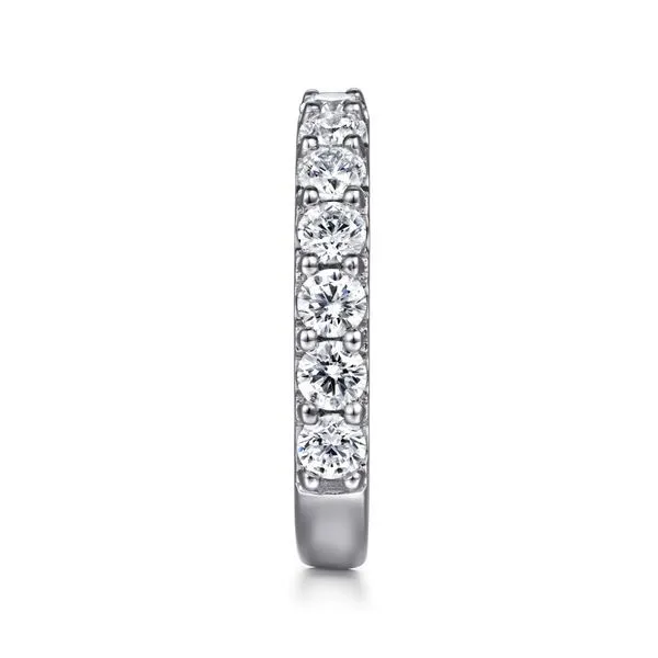 14K White Gold Shared Prong Diamond Wedding Band Image 4 Koerbers Fine Jewelry Inc New Albany, IN