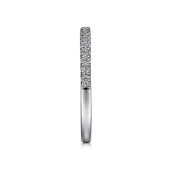14K White Gold Shared Prong Diamond Wedding Band Image 4 Koerbers Fine Jewelry Inc New Albany, IN