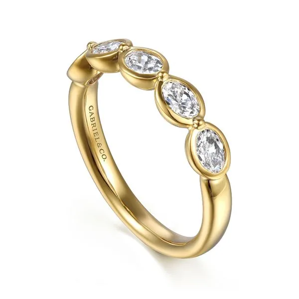14K Yellow Gold Bezel Oval 5 Stone Diamond Anniversary Band Image 3 Koerbers Fine Jewelry Inc New Albany, IN