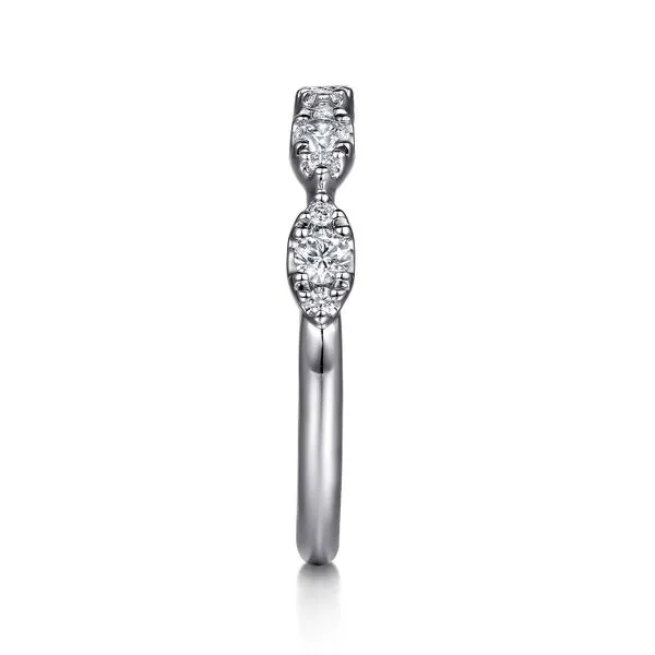 14K White Gold 15 Stone Diamond Wedding Band Image 4 Koerbers Fine Jewelry Inc New Albany, IN