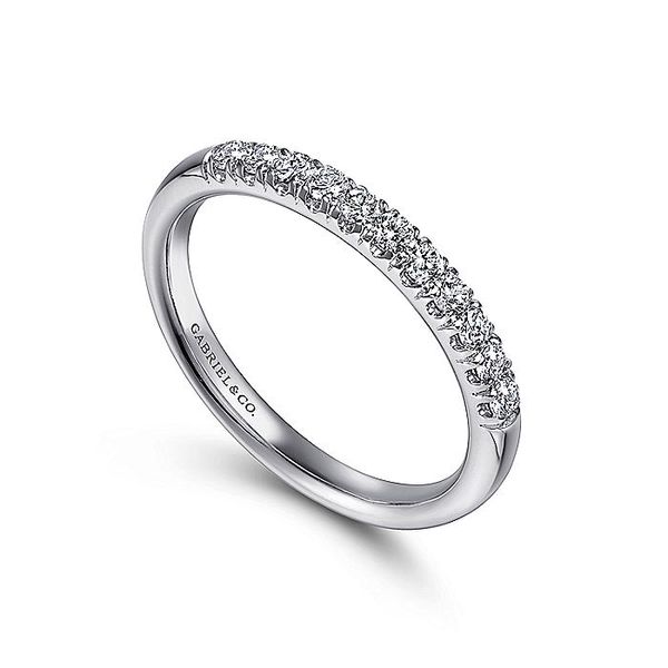 14K White Gold 11 Stone French Pavé Diamond Wedding Band Image 3 Koerbers Fine Jewelry Inc New Albany, IN