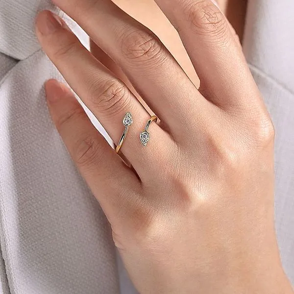 14K Yellow Gold Diamond Bypass Fashion Ring Image 5 Koerbers Fine Jewelry Inc New Albany, IN
