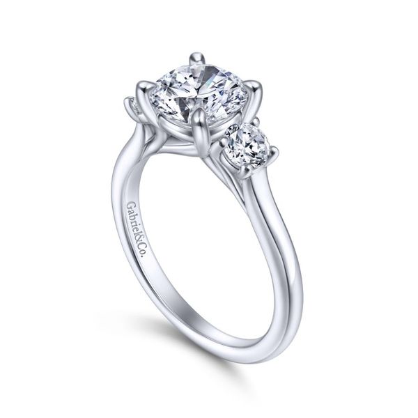 14K White Gold Round 3 Stone Diamond Engagement Ring Image 3 Koerbers Fine Jewelry Inc New Albany, IN