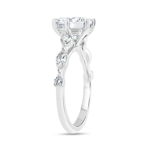 18K White Gold Diamond Engagement Ring Image 3 Koerbers Fine Jewelry Inc New Albany, IN