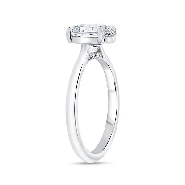 18K White Gold Oval Diamond Engagement RIng Image 2 Koerbers Fine Jewelry Inc New Albany, IN