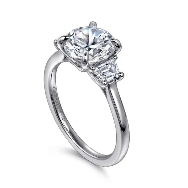 14K White Gold Round Three Stone Diamond Engagement Ring Image 3 Koerbers Fine Jewelry Inc New Albany, IN