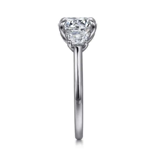 14K White Gold Round Three Stone Diamond Engagement Ring Image 4 Koerbers Fine Jewelry Inc New Albany, IN