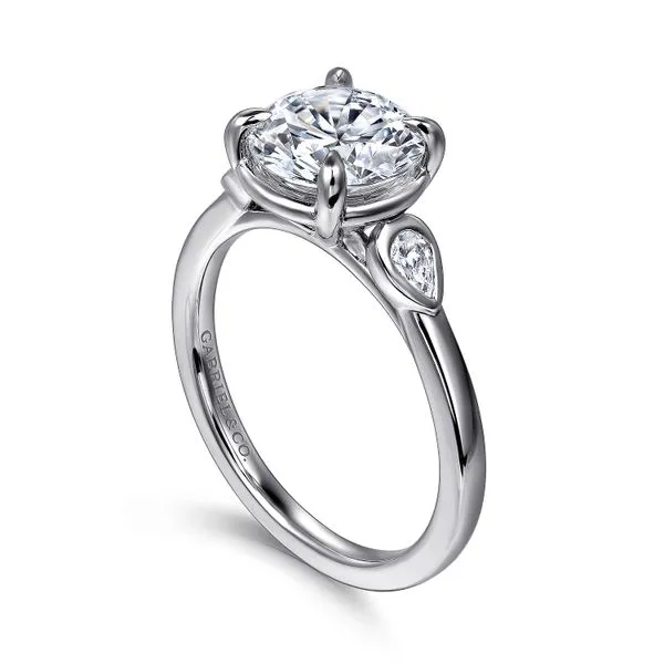 14K White Gold Round Three Stone Diamond Engagement Ring Image 3 Koerbers Fine Jewelry Inc New Albany, IN