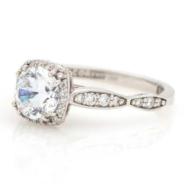 18K White Gold Halo Engagement Ring Koerbers Fine Jewelry Inc New Albany, IN