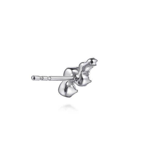14K White Gold Graduating Diamond Stud Earrings Image 2 Koerbers Fine Jewelry Inc New Albany, IN