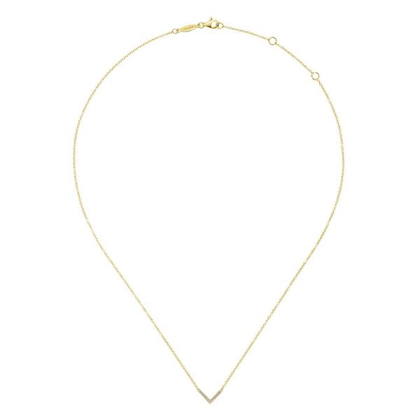 14K Yellow Gold V Shaped Diamond Bar Necklace Image 2 Koerbers Fine Jewelry Inc New Albany, IN