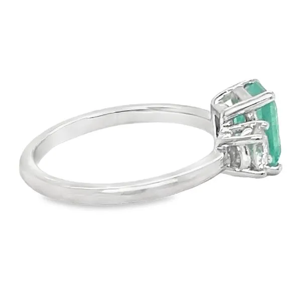 14K White Gold Emerald and Diamond Fashion Ring Image 4 Koerbers Fine Jewelry Inc New Albany, IN