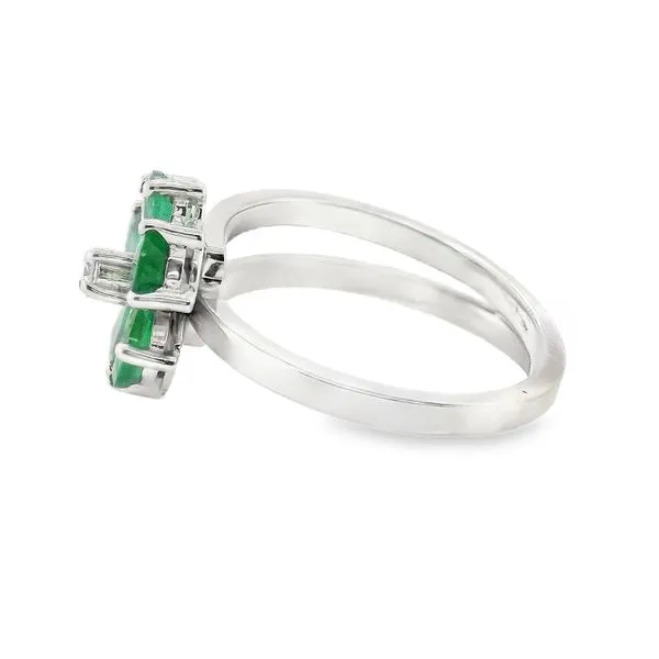 18K White Gold Emerald and Diamond Fashion Ring Image 2 Koerbers Fine Jewelry Inc New Albany, IN
