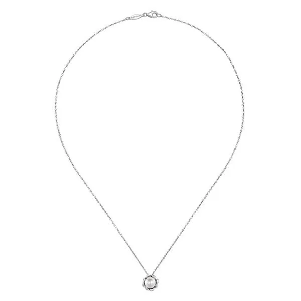 925 Sterling Silver Swirling Cultured Pearl Pendant Necklace Image 2 Koerbers Fine Jewelry Inc New Albany, IN