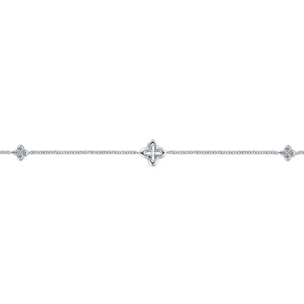 925 Sterling Silver White Sapphire Clover Station Bracelet Image 2 Koerbers Fine Jewelry Inc New Albany, IN