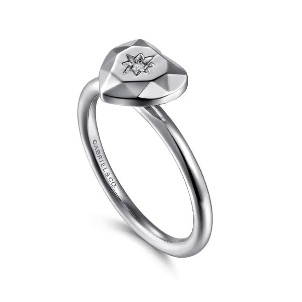 925 Sterling Silver Diamond Cut Heart Ladies Ring Image 3 Koerbers Fine Jewelry Inc New Albany, IN