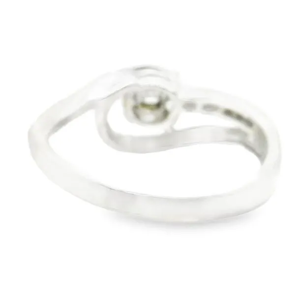 Estate 14K White Gold Diamond Cluster Promise Ring Image 3 Koerbers Fine Jewelry Inc New Albany, IN