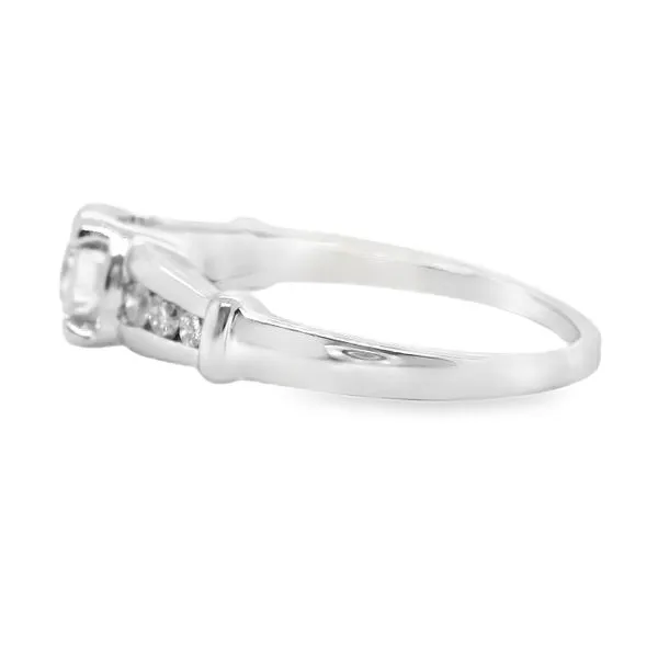 Estate Platinum Diamond Engagement Ring Image 2 Koerbers Fine Jewelry Inc New Albany, IN