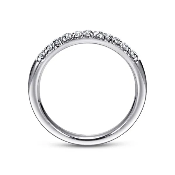 Estate 14K White Gold Prong Set Straight Diamond Wedding Band Image 3 Koerbers Fine Jewelry Inc New Albany, IN