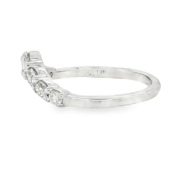 Estate 14K White Gold Chevron Wedding Band Image 2 Koerbers Fine Jewelry Inc New Albany, IN
