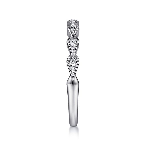 Estate 14K White Gold Diamond Wedding Band Image 4 Koerbers Fine Jewelry Inc New Albany, IN