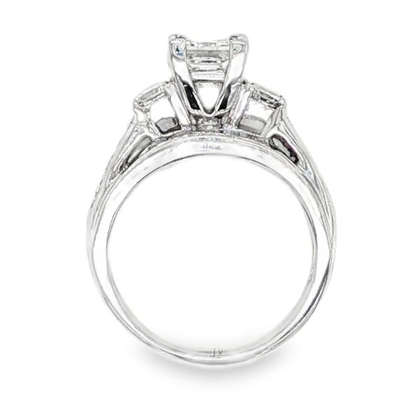 18K White Gold 3 Stone Diamond Engagement Ring Image 3 Koerbers Fine Jewelry Inc New Albany, IN