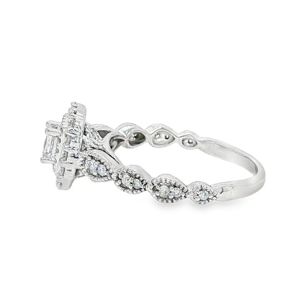 Estate 10K White Gold Princess Cut Double Halo Engagement Ring Image 2 Koerbers Fine Jewelry Inc New Albany, IN