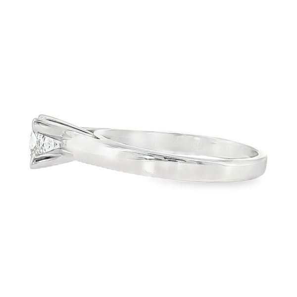 Estate 14K White Gold Diamond Solitaire Engagement Ring Image 2 Koerbers Fine Jewelry Inc New Albany, IN