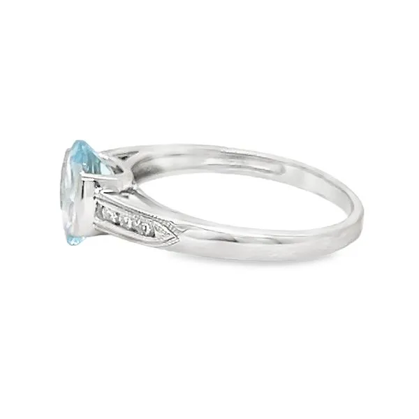14K White Gold Aquamarine Fashion Ring Image 2 Koerbers Fine Jewelry Inc New Albany, IN