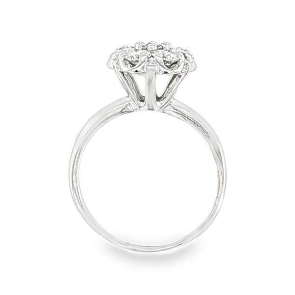 Estate 14K White Gold 7 Diamond Cluster Ring Image 3 Koerbers Fine Jewelry Inc New Albany, IN