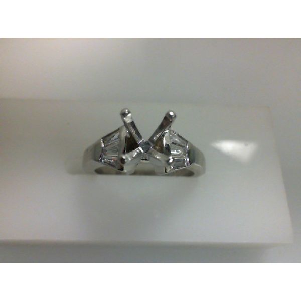 Ring Komara Jewelers Canfield, OH