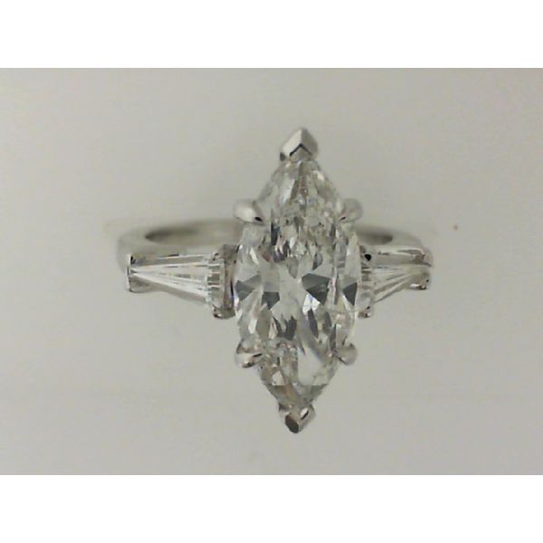Ring Komara Jewelers Canfield, OH