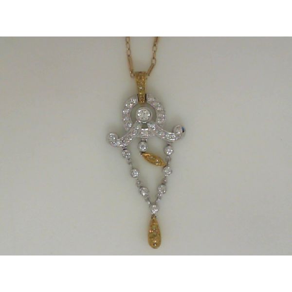 Pendant Komara Jewelers Canfield, OH