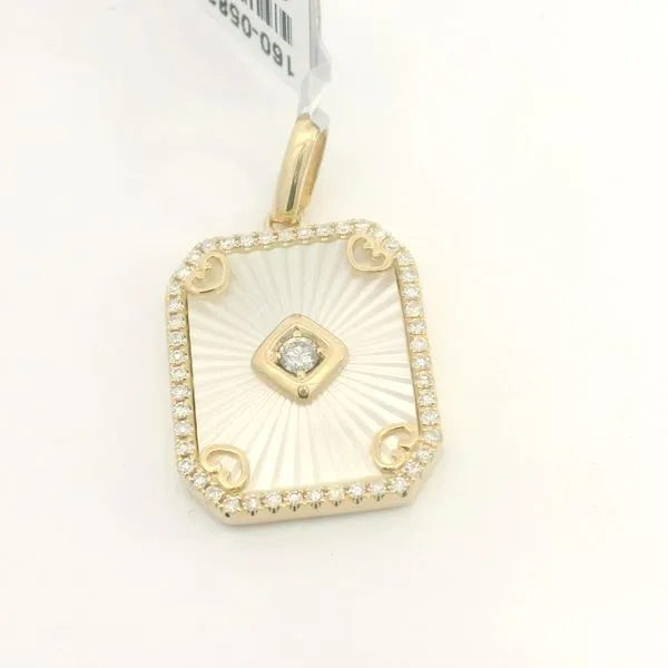 Pendant Komara Jewelers Canfield, OH