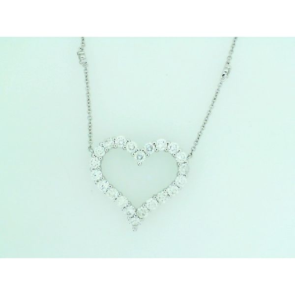 Pendant Komara Jewelers Canfield, OH