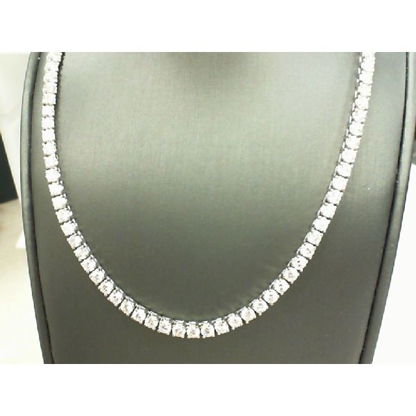 Necklace Komara Jewelers Canfield, OH