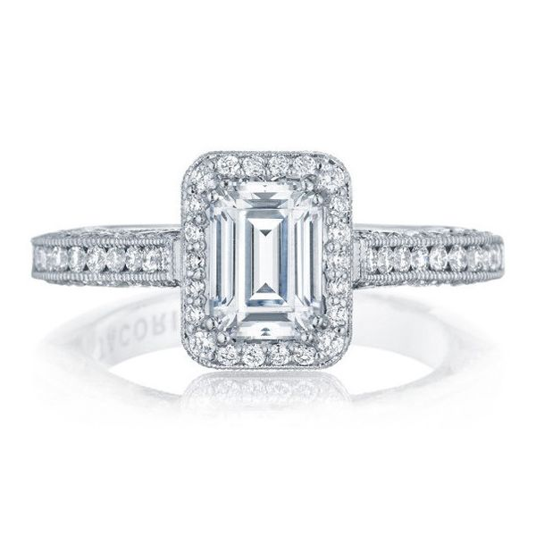 Halo Engagement Ring With Emerald Cut 