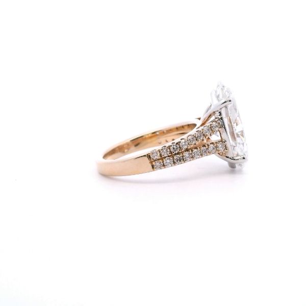 14KYW Lab-Grown Oval Diamond Split Shank Ring Image 4 Kiefer Jewelers Lutz, FL