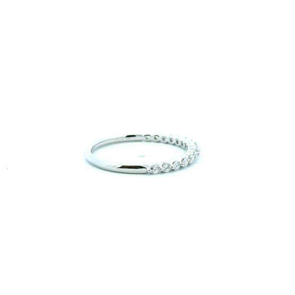14KW 0.24CTW Lab-Grown Diamond Shared Prong Wedding Band Image 3 Kiefer Jewelers Lutz, FL