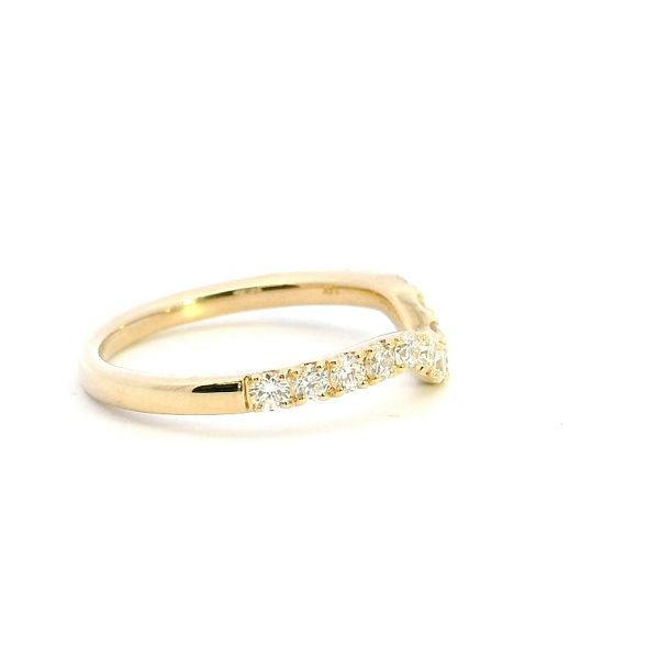 14KY Diamond Curved Wedding Band Image 3 Kiefer Jewelers Lutz, FL