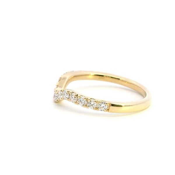 14KY Diamond Curved Wedding Band Image 4 Kiefer Jewelers Lutz, FL