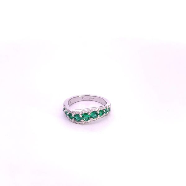 18K Diamond and Emerald Stria Ring Kiefer Jewelers Lutz, FL