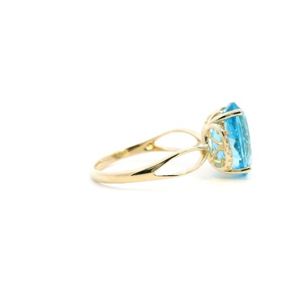 14KY Swiss Blue Topaz and Diamond Fashion Ring Image 3 Kiefer Jewelers Lutz, FL
