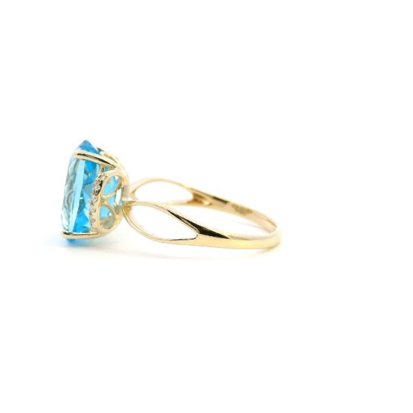 14KY Swiss Blue Topaz and Diamond Fashion Ring Image 4 Kiefer Jewelers Lutz, FL