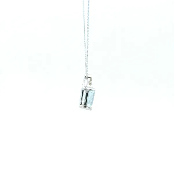 14K Diamond and Aquamarine Pendant Image 3 Kiefer Jewelers Lutz, FL