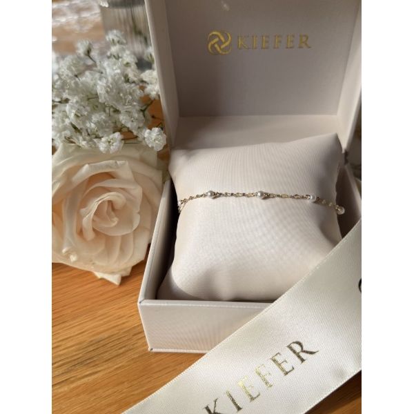 14KY Cultured Pearl Sparkle Chain Bracelet by Shy Creation Image 3 Kiefer Jewelers Lutz, FL