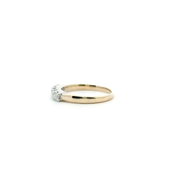 Estate 14KY .50CTW 5 Stone Diamond Band Image 4 Kiefer Jewelers Lutz, FL