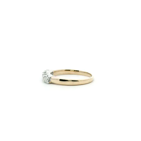 Estate 14KY .50CTW 5 Stone Diamond Band Image 4 Kiefer Jewelers Lutz, FL
