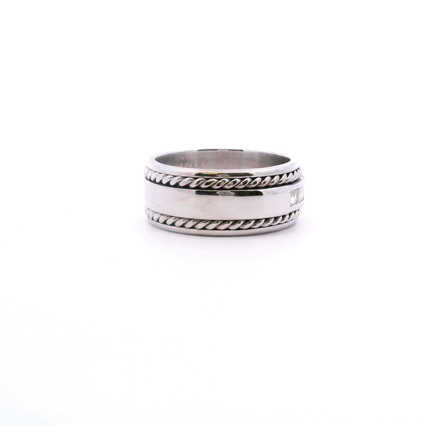 Estate 14KW 0.35CTW Princess Cut Wedding Band Image 4 Kiefer Jewelers Lutz, FL