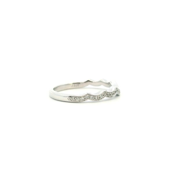 Estate 14KW 0.25CTW Curved Diamond Wedding Band Image 3 Kiefer Jewelers Lutz, FL
